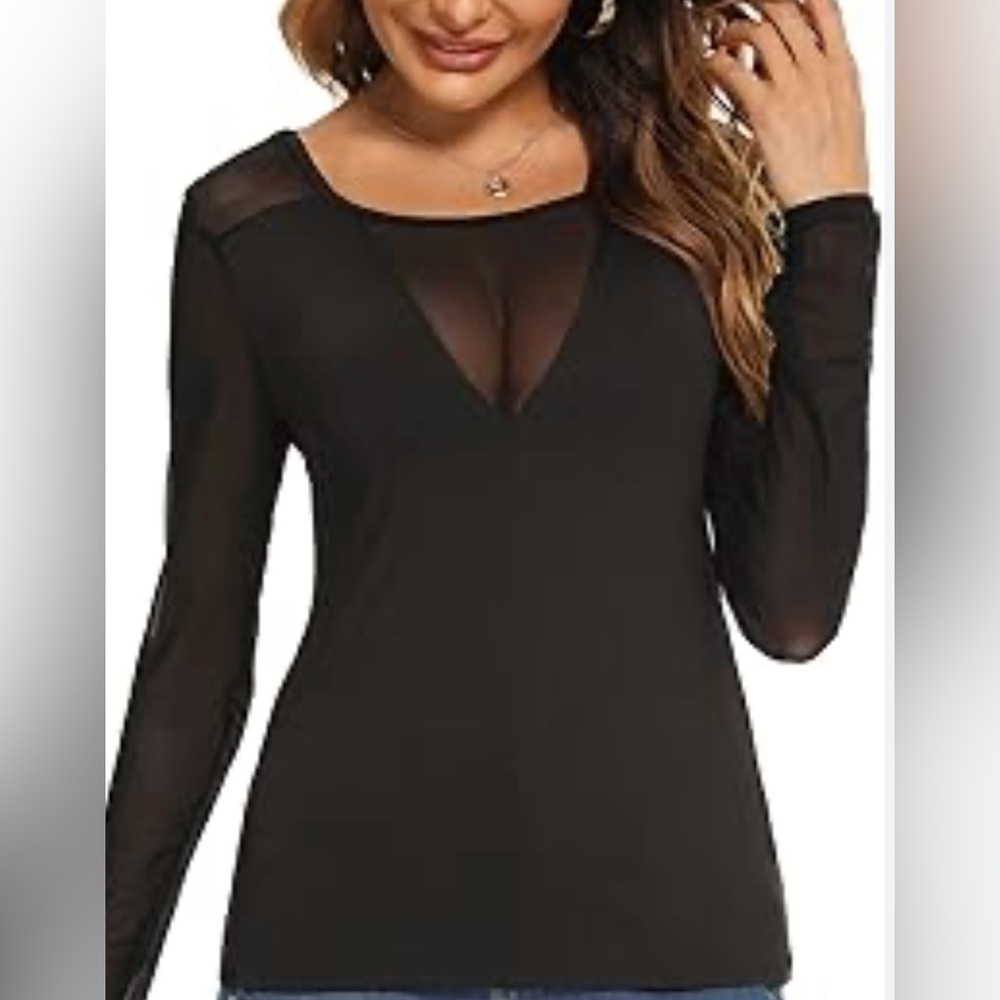 NEW AKRIS Women's Sexy Black Top With Semi Sheer Mesh V Neck Size 14 $795
